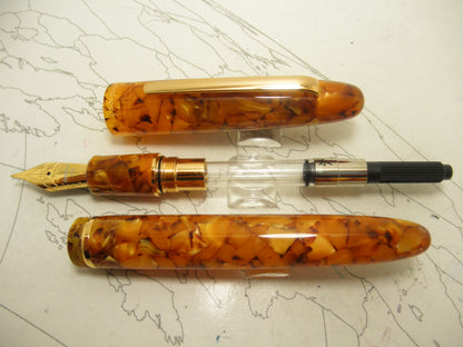 Esterbrook Estie Fountain Pen Honeycomb Gold Trim