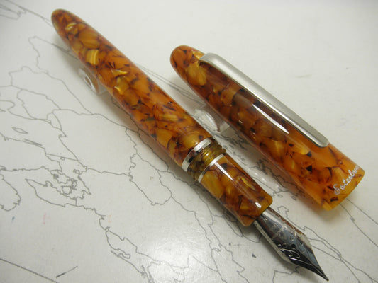 Esterbrook Estie Fountain Pen Oversized Honeycomb Chrome Trim