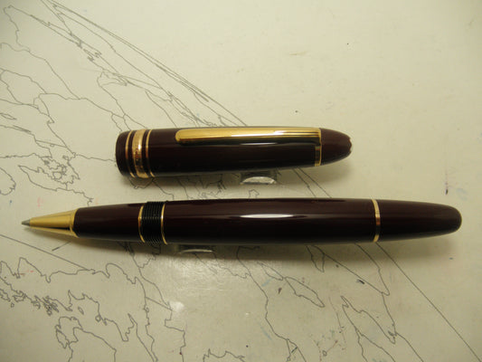 Montblanc Burgundy Legrand 162R Roller Ball