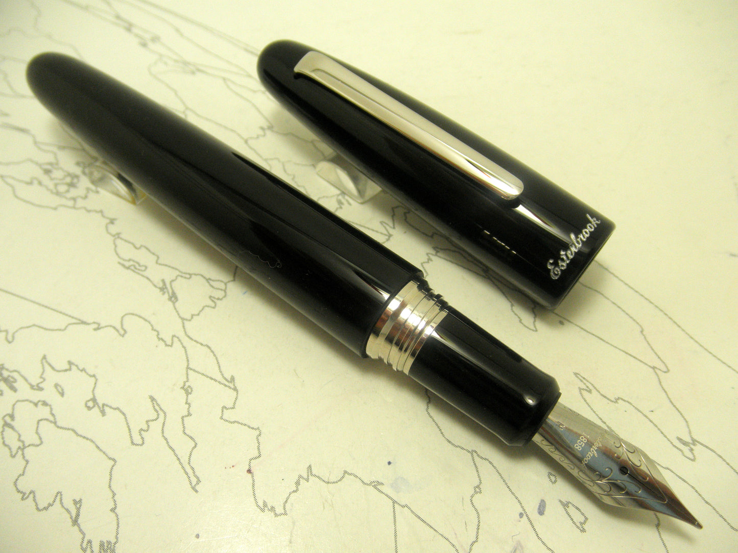 Esterbrook Estie Fountain Pen Oversized Ebony Chrome Trim