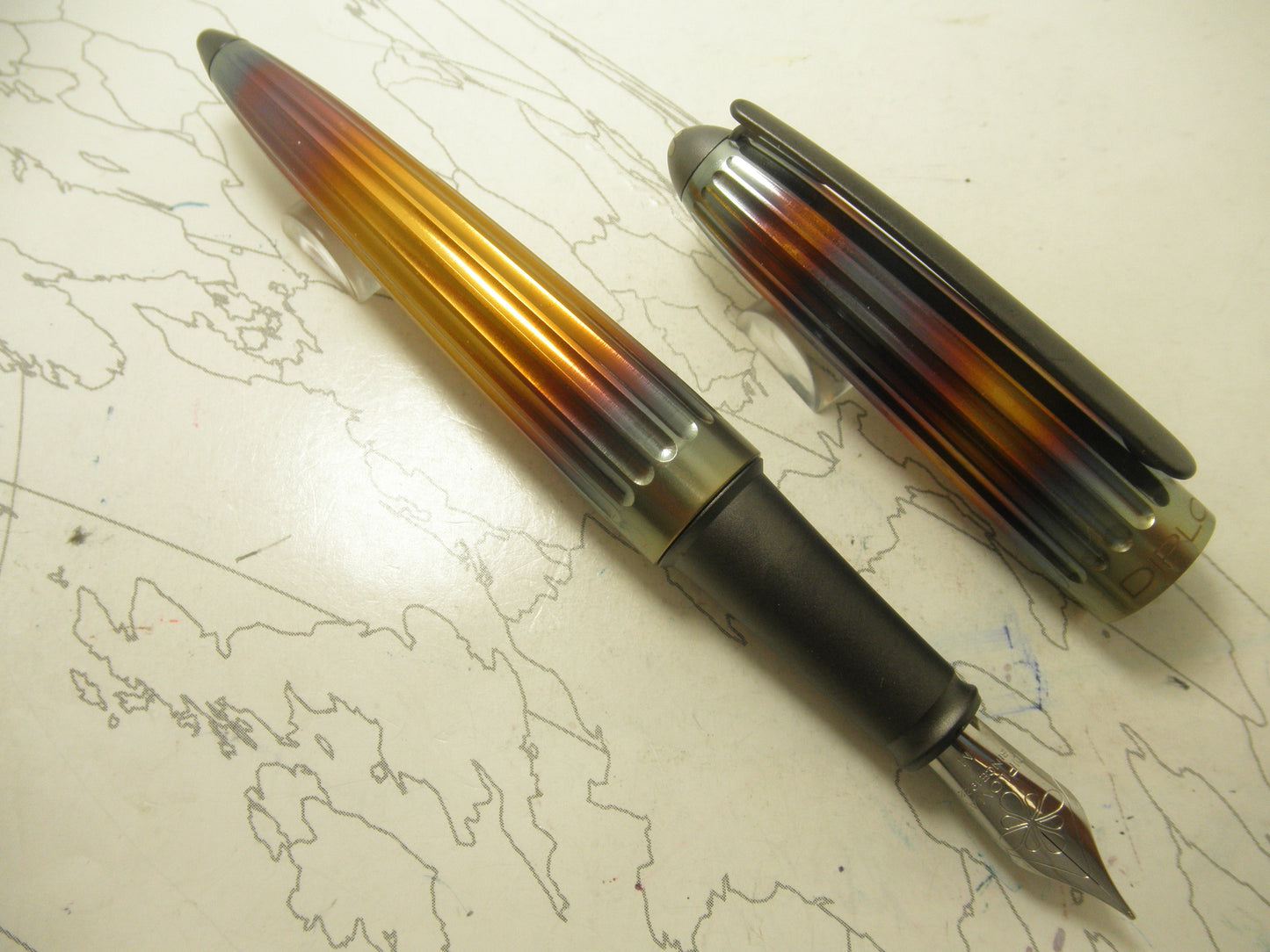 Diplomat Aero Flame Fountain Pen