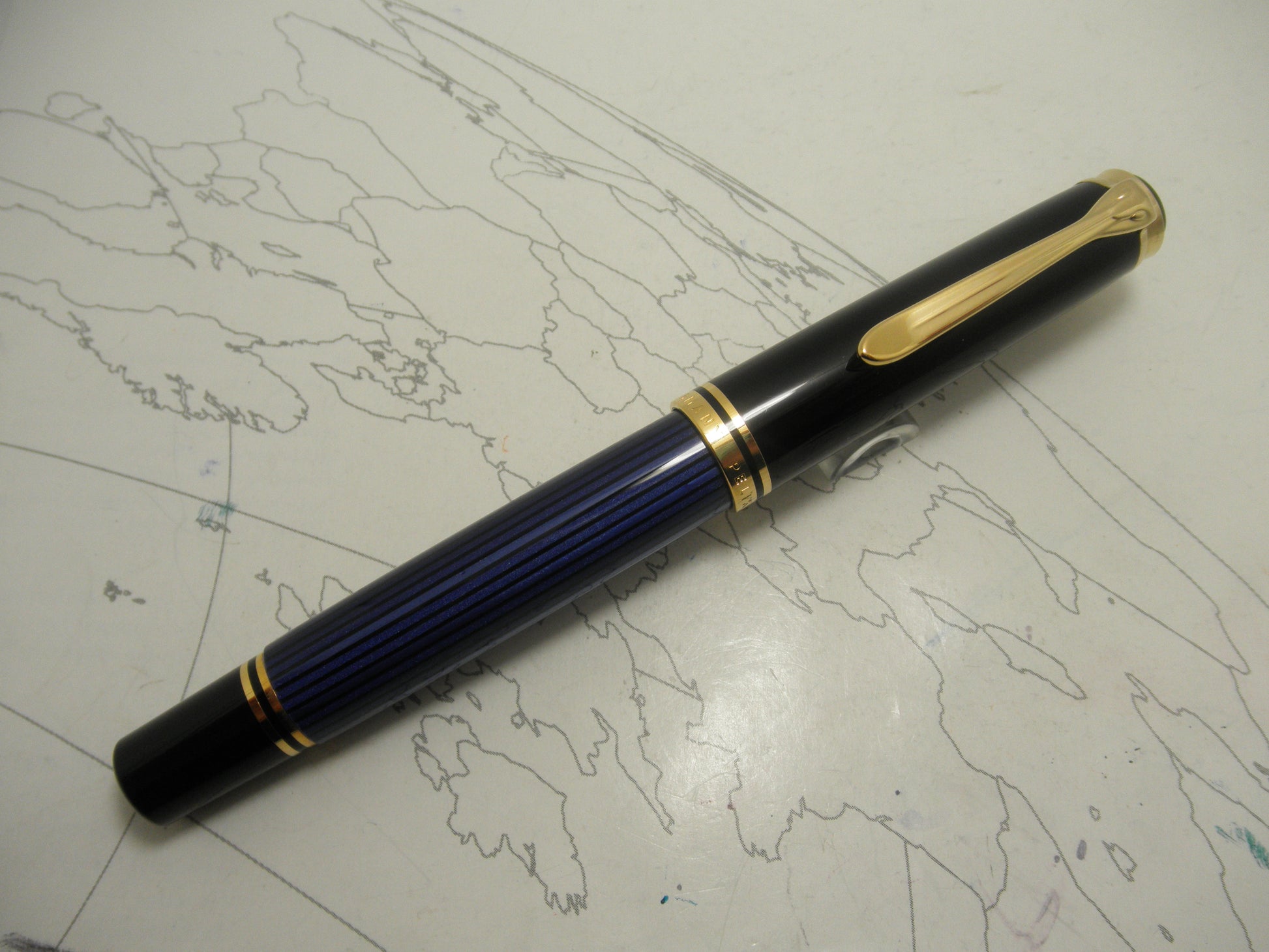 Pelikan Souveran M800 Blue/Black Fountain Pen