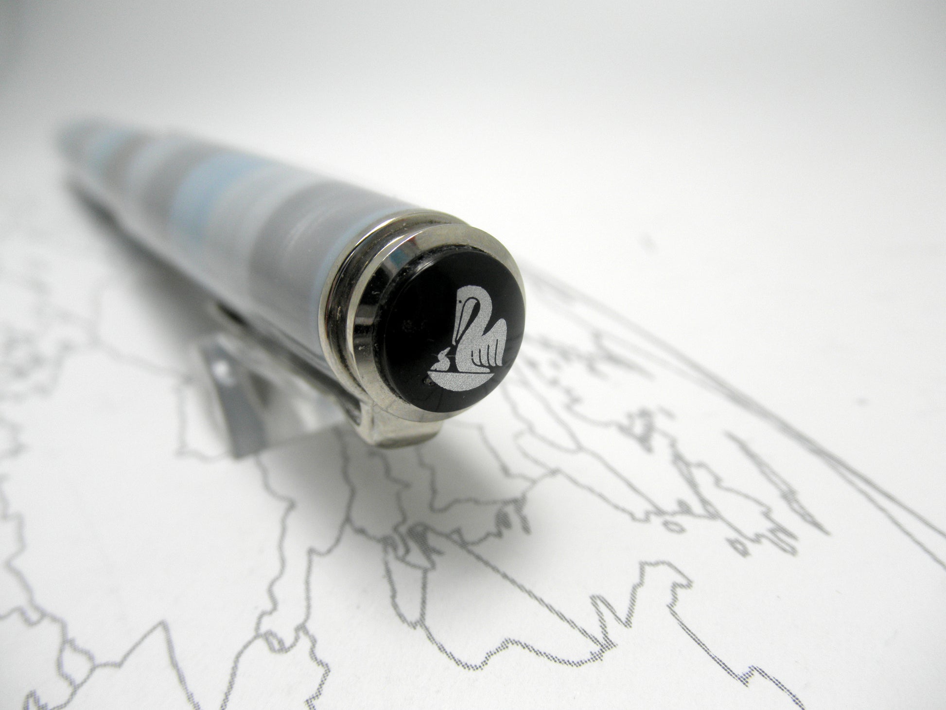 Pelikan Place de la Concorde R620