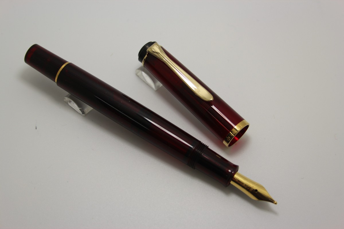 Pelikan M200 Red Demonstrator